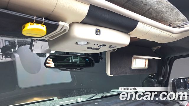 Hummer H2 2005 — photo 18