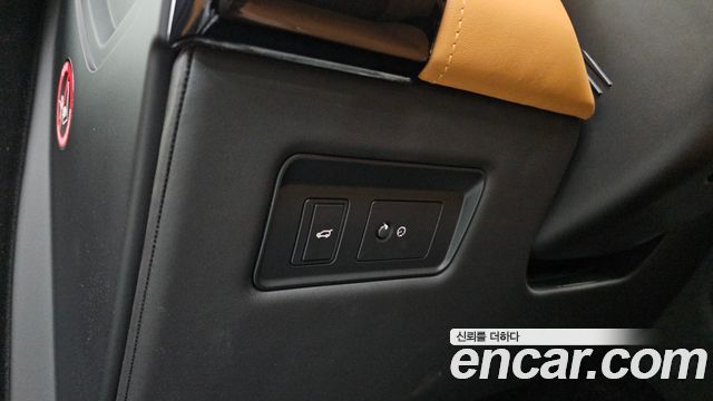 Land Rover Range Rover 2021 — photo 29