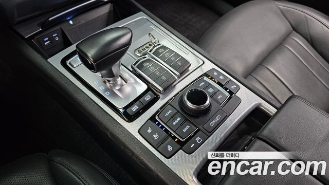 Genesis G80 2018 — photo 12