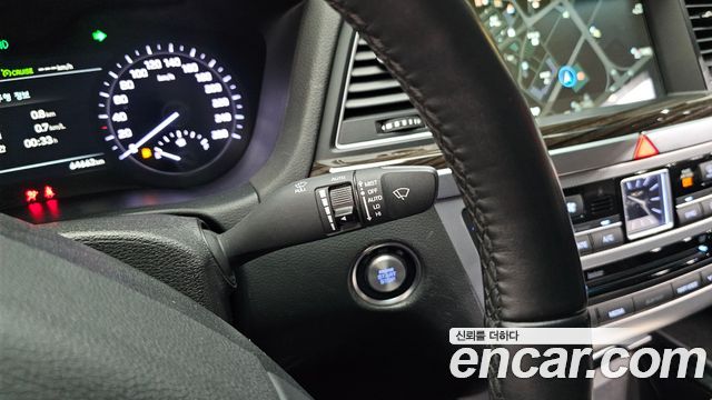 Genesis G80 2018 — photo 26