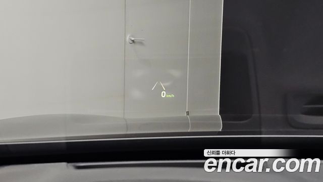 Genesis G80 2018 — photo 27