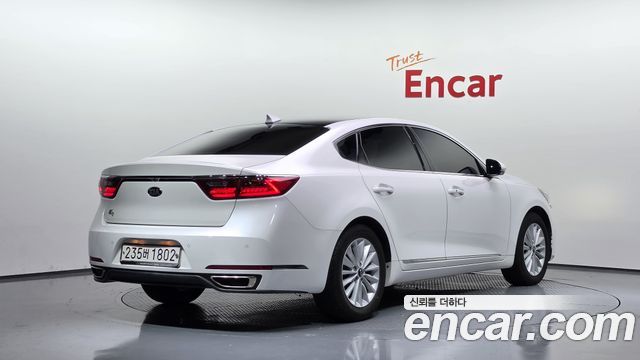 Kia K7 2018 — photo 2