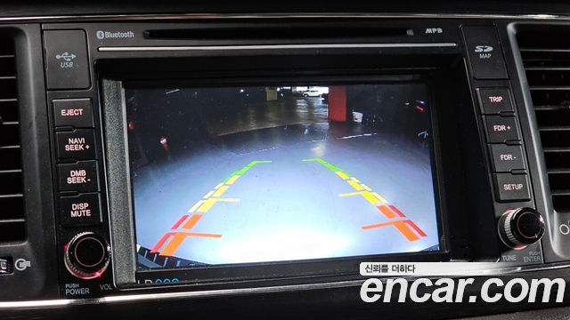Kia Canival 2016 — photo 16