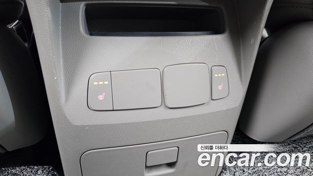 Kia Canival 2016 — photo 19