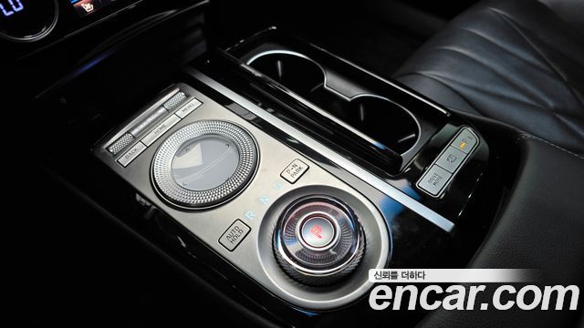 Genesis G80 2022 — photo 9