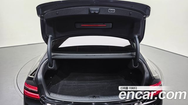 Genesis G80 2022 — photo 20