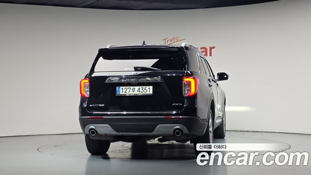 Ford Explorer 2021 — photo 4