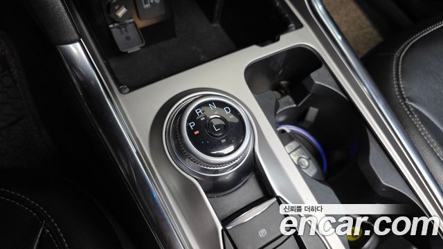 Ford Explorer 2021 — photo 12