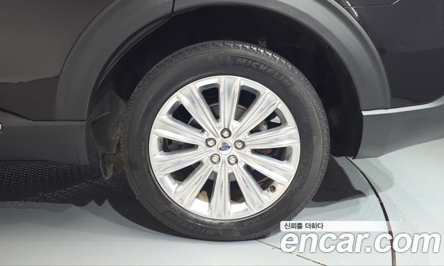 Ford Explorer 2021 — photo 7