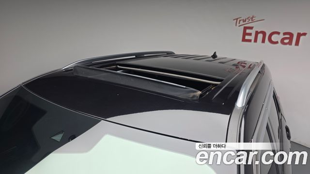 Ford Explorer 2021 — photo 34