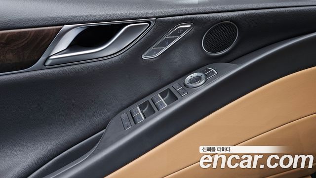Genesis G80 2021 — photo 21