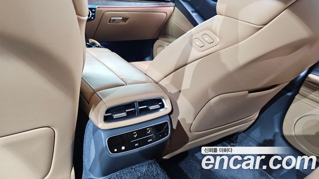 Genesis G80 2021 — photo 25