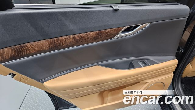 Genesis G80 2021 — photo 15