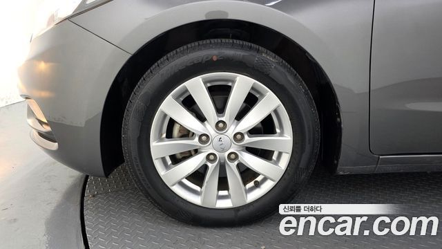 Kia K3 2013 — photo 5