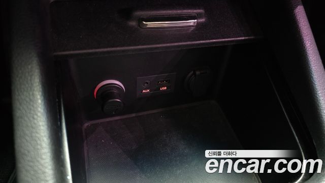 Kia K3 2013 — photo 27
