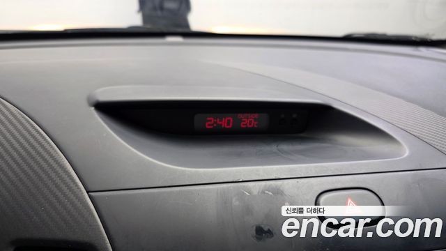 Kia K3 2013 — photo 29