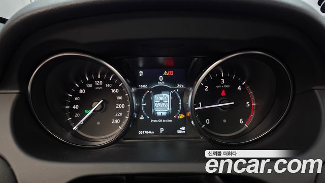 Land Rover Discovery Sport 2019 — photo 11