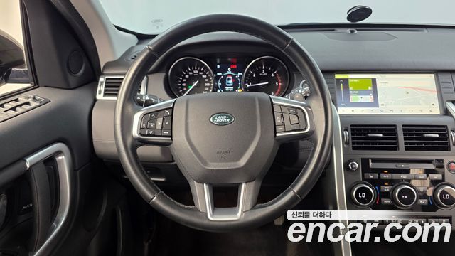 Land Rover Discovery Sport 2019 — photo 19