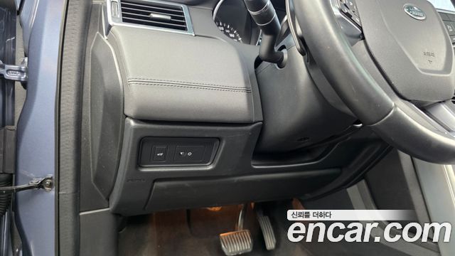 Land Rover Discovery Sport 2019 — photo 22
