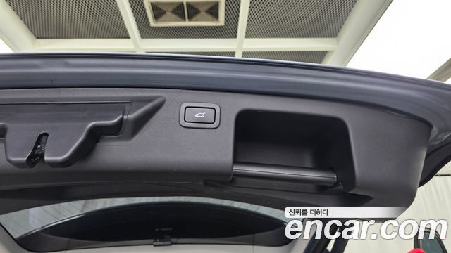 Land Rover Discovery Sport 2019 — photo 27