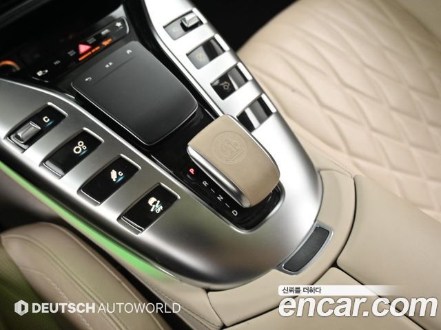 Mercedes-Benz AMG GT 2021 — photo 9