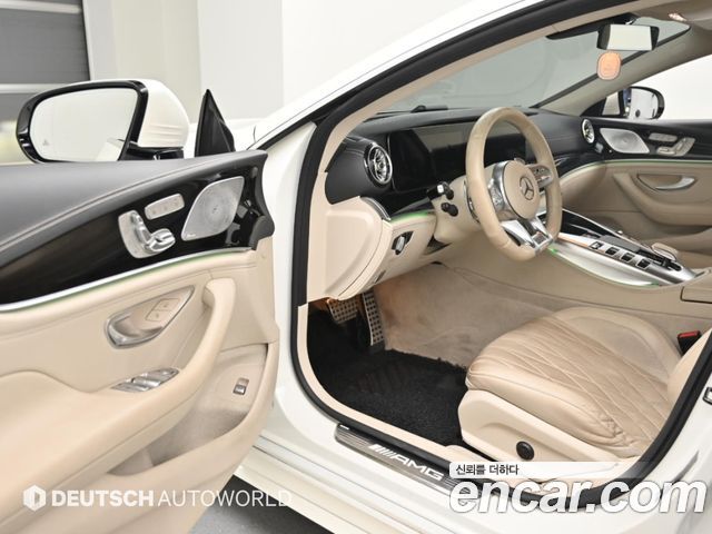 Mercedes-Benz AMG GT 2021 — photo 11