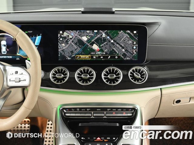 Mercedes-Benz AMG GT 2021 — photo 14
