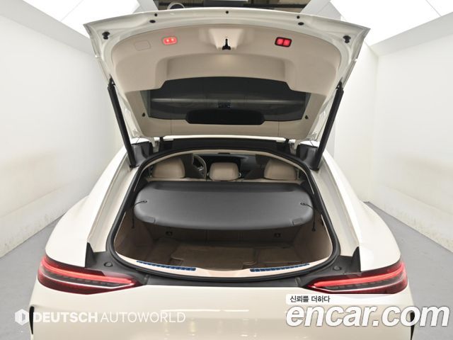 Mercedes-Benz AMG GT 2021 — photo 19