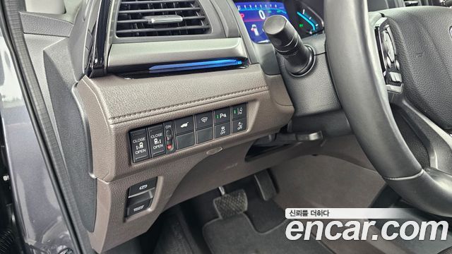 Honda Odyssey 2018 — photo 16