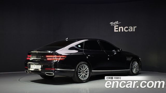 Genesis G80 2022 — photo 2
