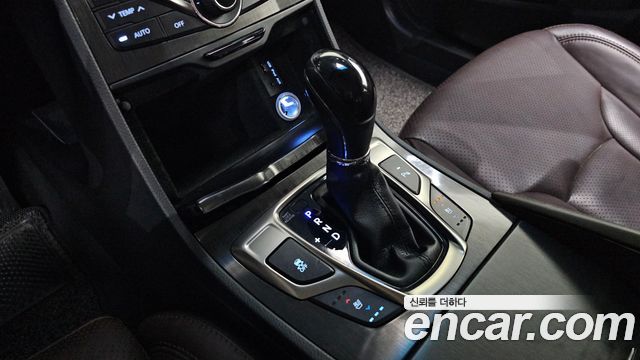 Hyundai Grandeur 2014 — photo 12