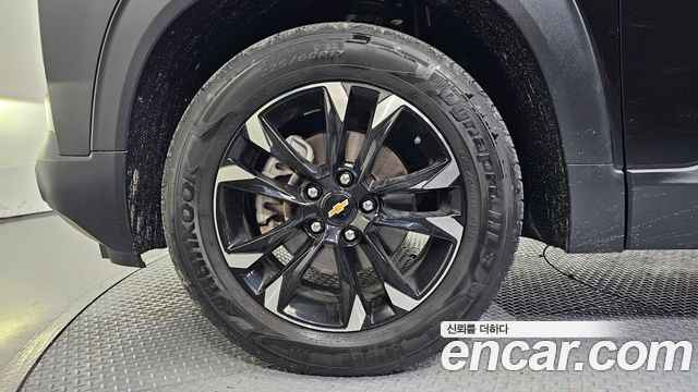 Chevrolet Korea Trailblazer 2022 — photo 5