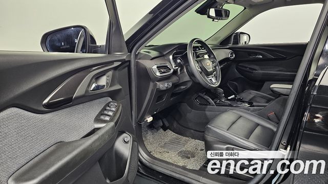 Chevrolet Korea Trailblazer 2022 — photo 13