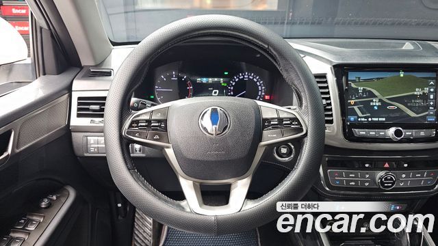 KG Mobility Rexton 2018 — photo 19