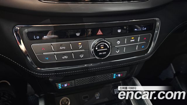 KG Mobility Rexton 2018 — photo 25
