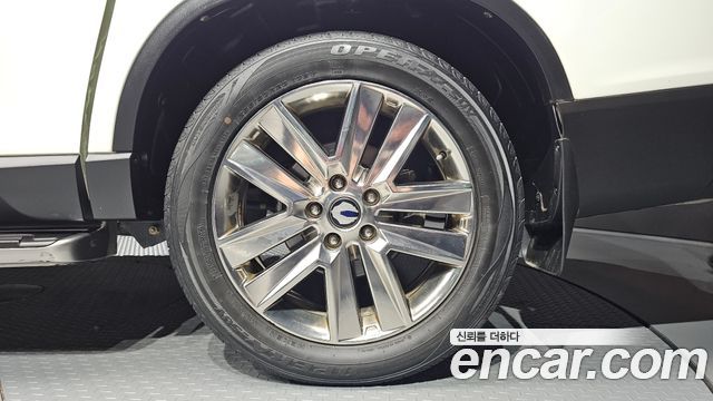 KG Mobility Rexton 2018 — photo 7