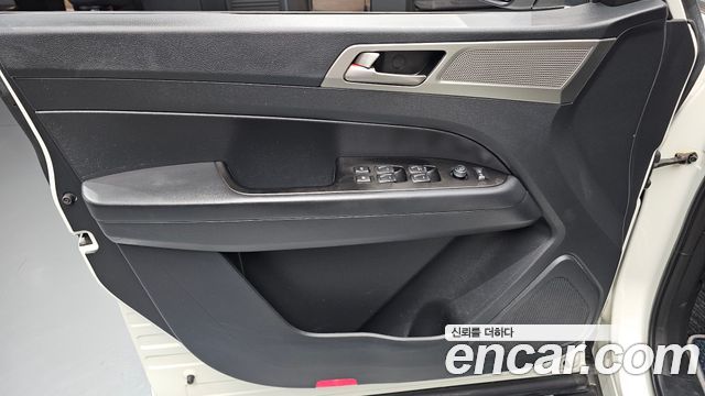 KG Mobility Rexton 2018 — photo 14