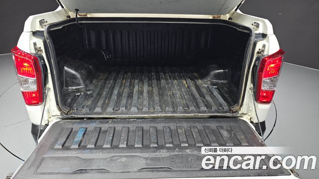 KG Mobility Rexton 2018 — photo 32