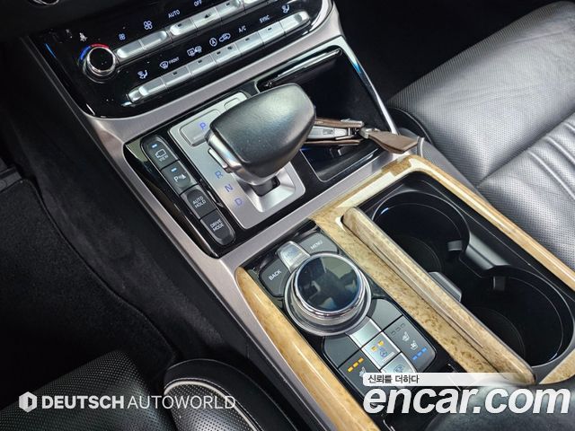 Genesis EQ900 2016 — photo 9