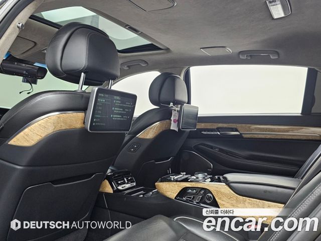 Genesis EQ900 2016 — photo 18