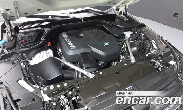 BMW 5-Series 2025 — photo 6