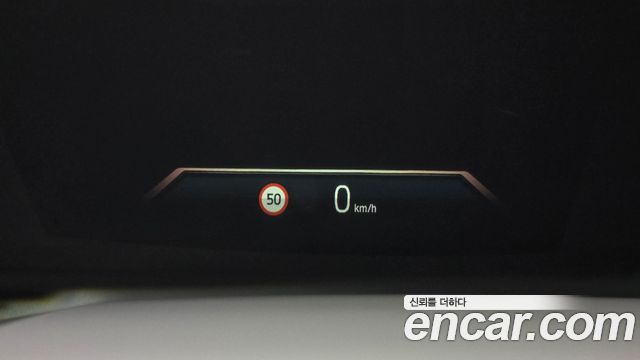 BMW 5-Series 2025 — photo 21