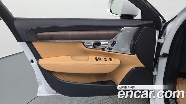 Volvo S90 2025 — photo 14