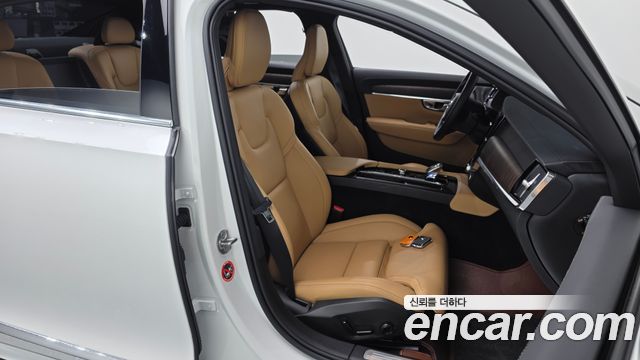 Volvo S90 2025 — photo 16