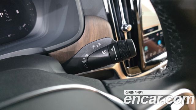 Volvo S90 2025 — photo 28