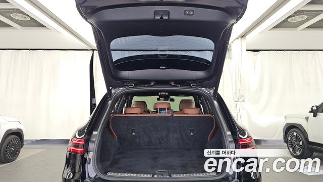 Genesis GV70 2021 — photo 26