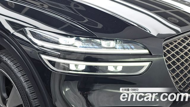 Genesis GV70 2021 — photo 8