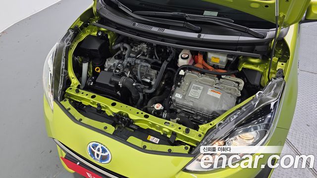 Toyota Prius 2018 — photo 6