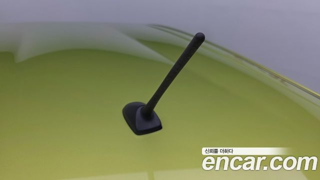 Toyota Prius 2018 — photo 28