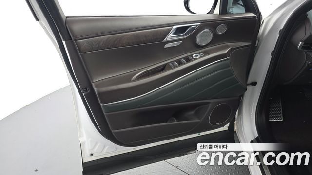 Genesis GV80 2021 — photo 14